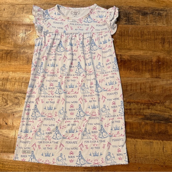 Holy Pals Esther Flutter Sleeve Nightgown Size 6-7 NWOT - Picture 1 of 5